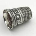 Attractive Vintage Sterling Silver Thimble