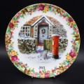Royal Albert Christmas Plate `Christmas Post` (PN 287)