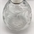 Attractive Sterling Silver & Crystal Antique Scent Bottle (1915)