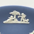 Attractive Wedgwood `Cherubs` Cabinet Plate