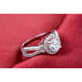 BEAUTIFUL!! White Gold Filled Ring With Simulated Diamonds Size 6 US