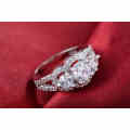 WONDERFUL!! White Gold Filled Ring With Simulated Diamond Size 6 US