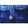 GORGEOUS! Teardrop Necklace With Simulated Diamonds