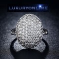 STUNNING! Oval Ring With Simulated Diamonds Size 6 US