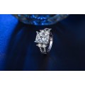 DAZZLING! Ring With 25 Hand Crafted Simulated Diamonds Size 6; 7; 8 US