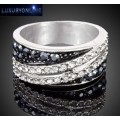 BRILLIANT! Simulated White Diamond And Simulated Black Diamond Ring Size 6; 7; 8; 9 US