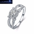 DAZZLING! Hand Crafted 1,38ct Simulated Diamond Ring Size 6 US