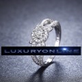 DAZZLING! Hand Crafted 1,38ct Simulated Diamond Ring Size 6 US