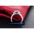 STUNNING! Ring With 5 1,25ct  Simulated Diamonds Size 6; 7; 8 US