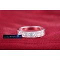 SUPERB!  Ring With 6 Simulated Diamonds Size 7; 8 US