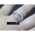 DAZZLING! Hand Crafted 0.75 Carat Simulated Diamonds Ring Size 9; 10 US