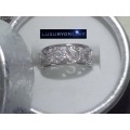 AMAZING! Ring With 1,25 Carat Hand Crafted Simulated Diamonds Size 8; 9 US