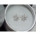 GORGEOUS! 1.25 Carat Simulated Diamond Snow Flake Stud Earrings