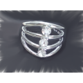 BEAUTIFUL! Ring With 3 1,75 Carat Simulated Diamonds *R 699* Size 8 US / P / 18