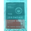 Bible NKJV - The Dr. David Jeremiah Study Bible