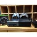 Limited Edition Halo 5 : Xbox One 1TB Console