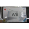 NINTENDO WII CONSOLE & ALL EXTRAS + 3 GAMES