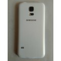 SAMSUNG GALAXY S5 MINI,WHITE,CHARGER AND USB CABLE, EXCELLENT CONDITION.
