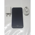iPhone 7 32GB, MINT CONDITION,BLACK,CHARGER AND USB CABLE, 10/10