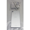 SONY EXPERIA Z5(BIG),SILVER,LOCAL,10/10 WITH USB CABLE AND CHARGER,