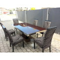 8 Seater Elegant Dining Room Suite With 6 Chairs