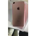 iPhone 7 Rose Gold (128GB capacity) *PRESTINE CONDITION * 9/10, comes with box and all accessories