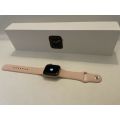 Apple Watch Series 6 (40mm) Gold with additional Sport straps EXCELLENT CONDITION