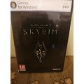Skyrim Complete with Map and Booklet