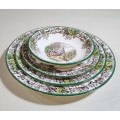 COPELAND SPODE BYRON PATTERN (1933-1969) DINNER, LUNCH AND DESERT PLATES AND FRUIT BOWL SET 1 OF 2