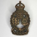 Royal Canadian Electrical Mechanical Engineers cap badge - WW2 period