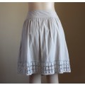 Light grey skirt with crochet detail (by GCouture)