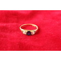 Late Victorian diamond and sapphire 18k gold ring