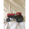 Massey Ferguson 35 (1959) Tractor 1:16