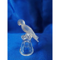 BEAUTIFUL SWAROVSKI CRYSTAL PARROT ON A STRAIGHT SIDED THIMBLE #