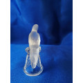 BEAUTIFUL SWAROVSKI CRYSTAL PARROT ON A STRAIGHT SIDED THIMBLE #