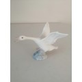 LLADRO Porcelain Matt Figurine Duck Flying Retired Goose Bird Flight A9292