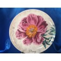 Maxwell and Williams The Garden Table Pink Flower Plate