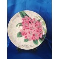 Maxwell and Williams The Garden Table Pink Flowers Plate