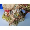 Miniature House - Lilliput Lane  Beehive Cottage #