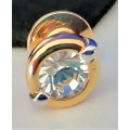 SWAROVSKI EVENT PIN 1998 ROUND GOLD WITH CLEAR STONE RETIRED