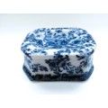 Wong Lee WL 1895 Blue and White soap dish craquelure wares