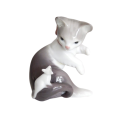 Lladro Cat and Mouse designed by Juan Huerta circa 1984