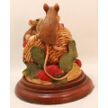 Vintage Country Collection of Kynsna `Mice on the Strawberry Basket` Design SM/94 Handcrafted Orname