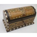 Vintage domed wooden marquetry jewelry box with key. Beautiful detail
