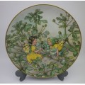 GORGEOUS & WHIMSICAL "The Black Medick Fairy" Display Plate Heinrich Germany Villeroy & Bosch
