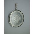 PEACE Medal Pendant, Sterling Silver United Nations 1973. multiple languages