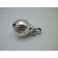 CHESTER 1899 ANTIQUE HALLMARKED STERLING SILVER baby`s rattle teether bell. 14grms 4.5 x 2.5 cm RARE