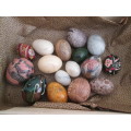 COLLECTION OF 14  EGG STONES AND 2 WOODEN EGGS