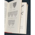 THE OBSERVER`S BOOK OF HERALDRY BY CHARLES MACKINNON