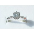 **BARGAIN BUY** OUR FAMOUS 1CT DIAMOND SOLITAIRE RING [0.930ct] 9KT WHITE GOLD - BUY SAFE